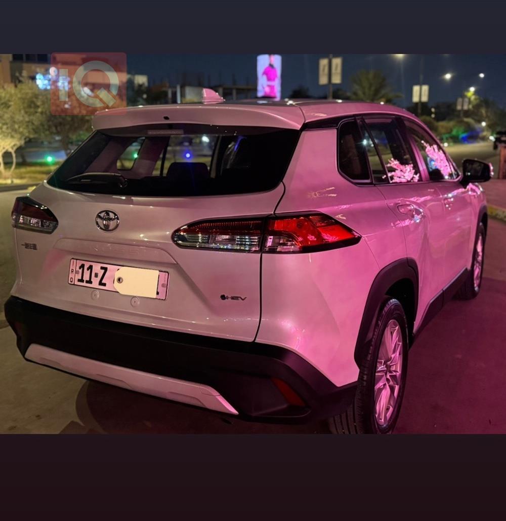 تۆیۆتا کۆرۆلا کرۆس